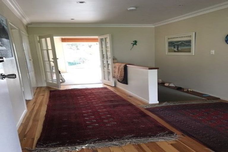 Photo of property in 48 Pah Road, Cockle Bay, Auckland, 2014