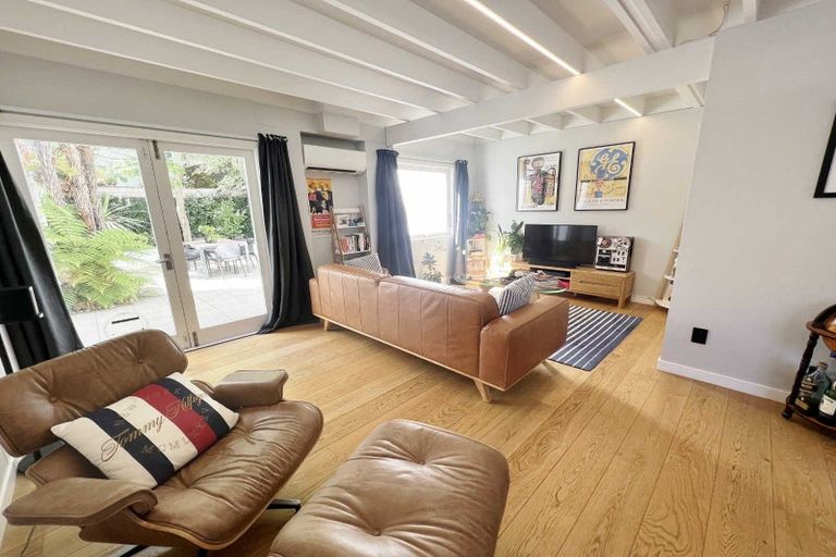 Photo of property in 130 Rossall Street, Merivale, Christchurch, 8014