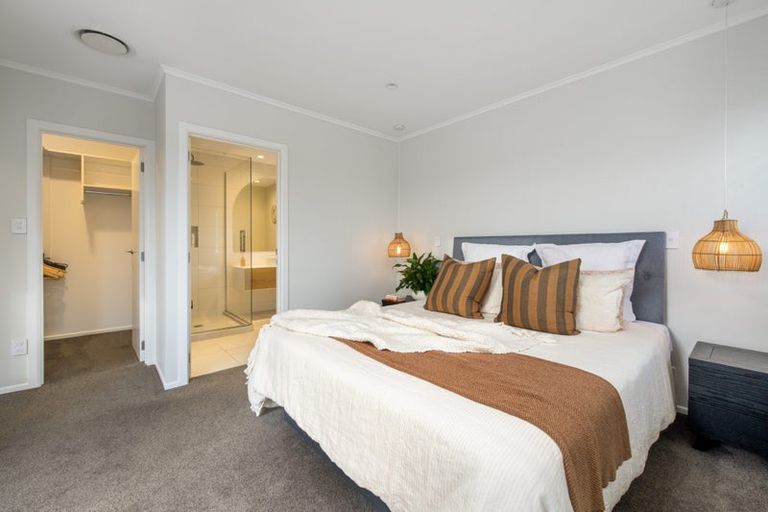 Photo of property in 29 Cliff Road, Torbay, Auckland, 0630