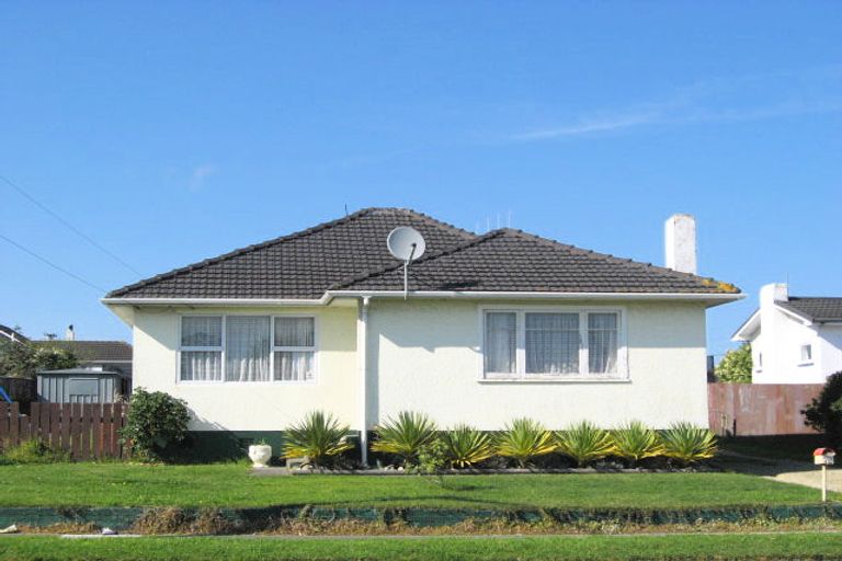 Photo of property in 75 Puriri Street, Gonville, Whanganui, 4501