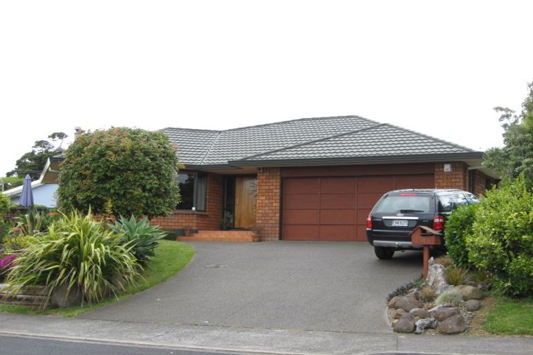 Photo of property in 10 Valley Road, Pukekohe, 2120