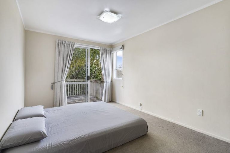 Photo of property in 1/25 Imogene Way, Half Moon Bay, Auckland, 2012
