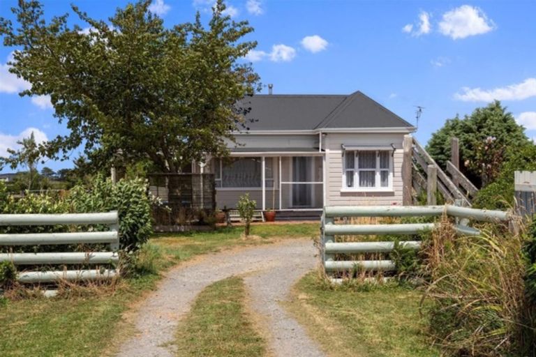 Photo of property in 39 Celia Street, Stratford, 4332