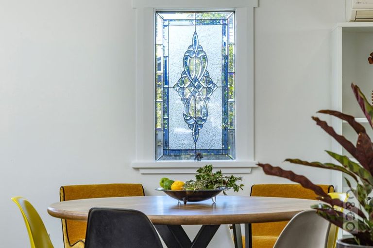 Photo of property in 8 Puriri Street, Helensville, 0800