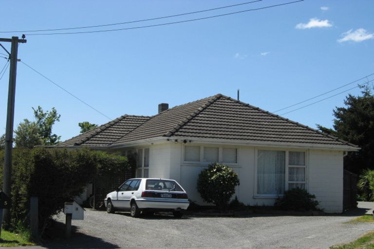 Photo of property in 7 Nyton Place, Bryndwr, Christchurch, 8053