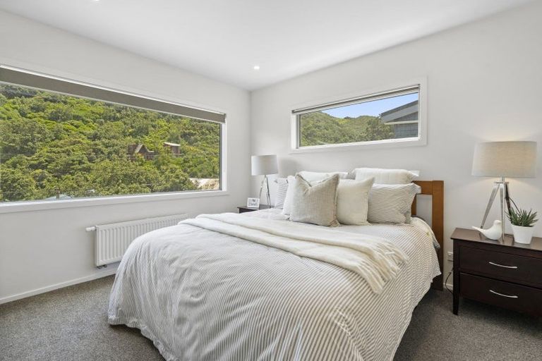 Photo of property in 221 Houghton Bay Road, Houghton Bay, Wellington, 6023