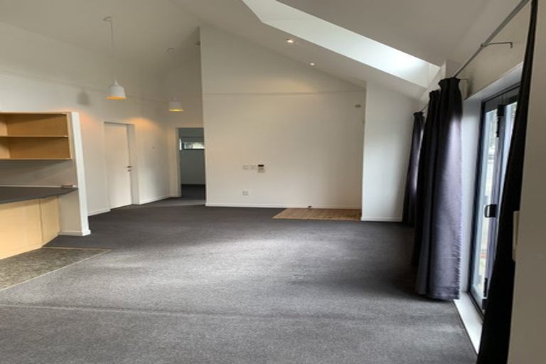 Photo of property in 70 Park Road, Miramar, Wellington, 6022