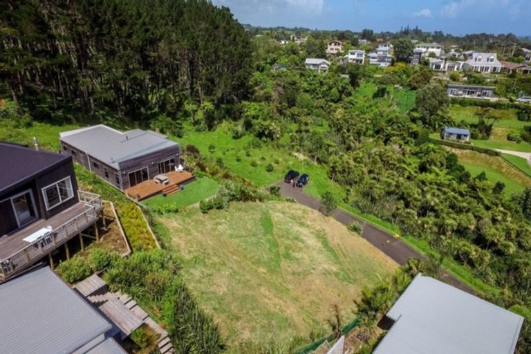 Photo of property in 12b Shearer Drive, Oakura, 4314