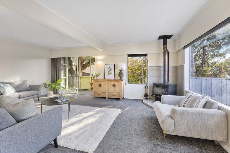 Photo of property in 9 Keel Place, Whitby, Porirua, 5024