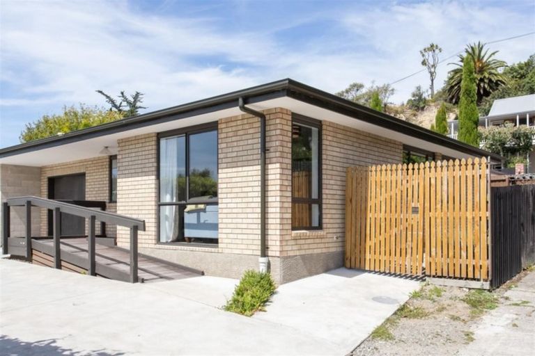 Photo of property in 1/9a Augusta Street, Redcliffs, Christchurch, 8081