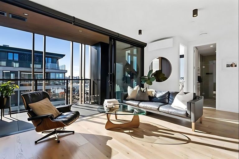 Photo of property in Crest Apartments, 407/199 Great North Road, Grey Lynn, Auckland, 1021