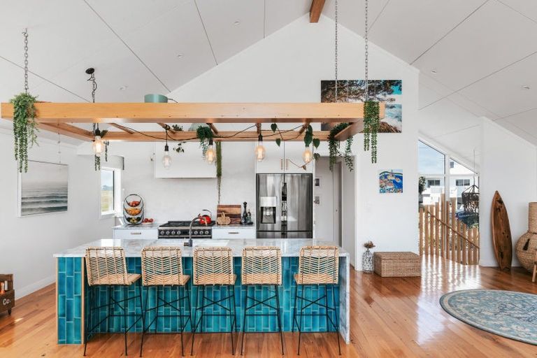 Photo of property in 1343 Papamoa Beach Road, Papamoa Beach, Papamoa, 3118