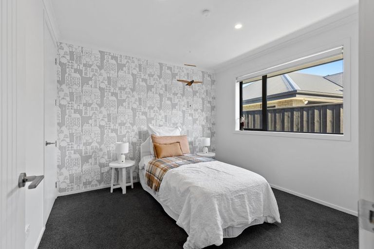 Photo of property in 102 Ledbury Drive, Rolleston, 7615