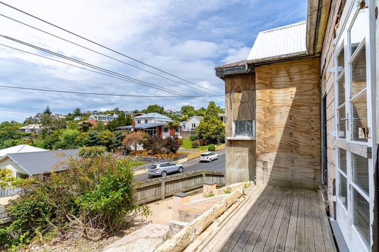 Photo of property in 32 Neidpath Road, Mornington, Dunedin, 9011