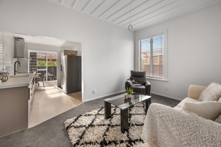 Photo of property in 407 Marine Parade, Napier South, Napier, 4110