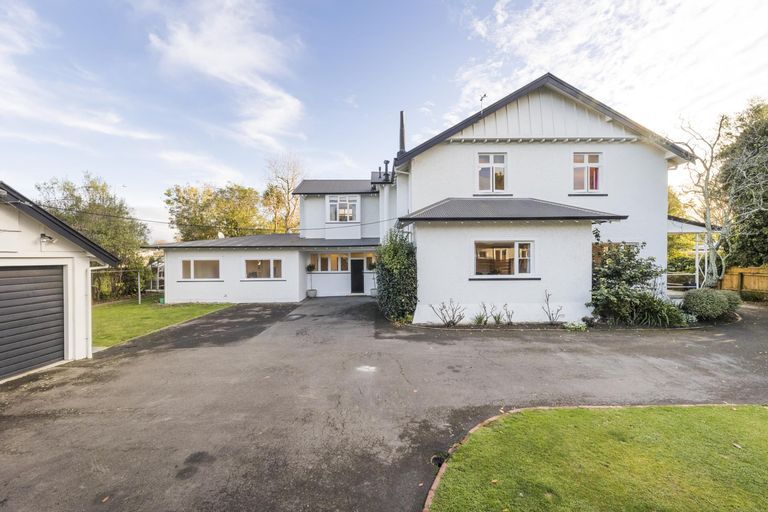 Photo of property in 9 Jickell Street, Hokowhitu, Palmerston North, 4410
