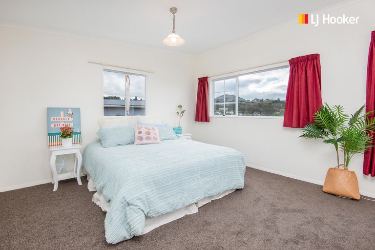 Photo of property in 34 Bath Street, Brighton, Dunedin, 9035
