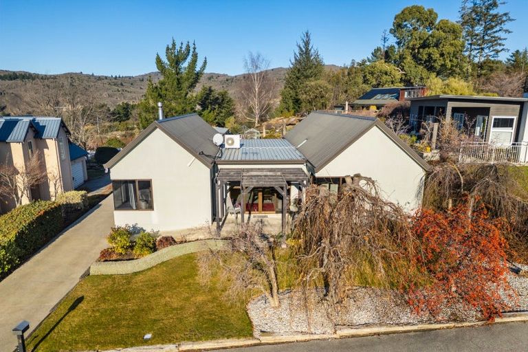 Photo of property in 39 Kamaka Crescent, Bridge Hill, Alexandra, 9320