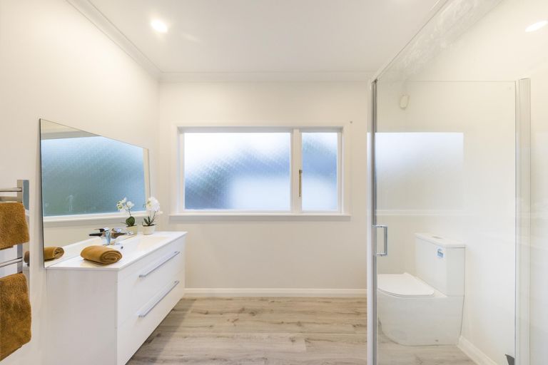 Photo of property in 9 Jickell Street, Hokowhitu, Palmerston North, 4410