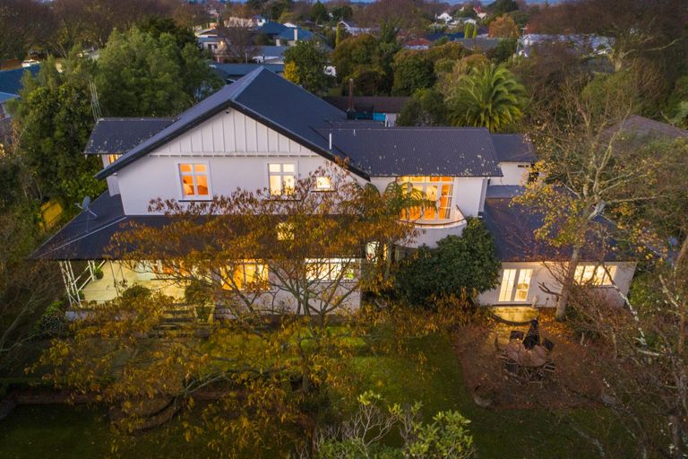 Photo of property in 9 Jickell Street, Hokowhitu, Palmerston North, 4410