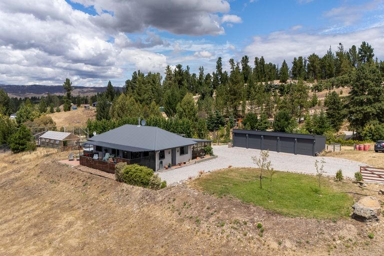 Photo of property in 213a Letts Gully Road, Letts Gully, Alexandra, 9393