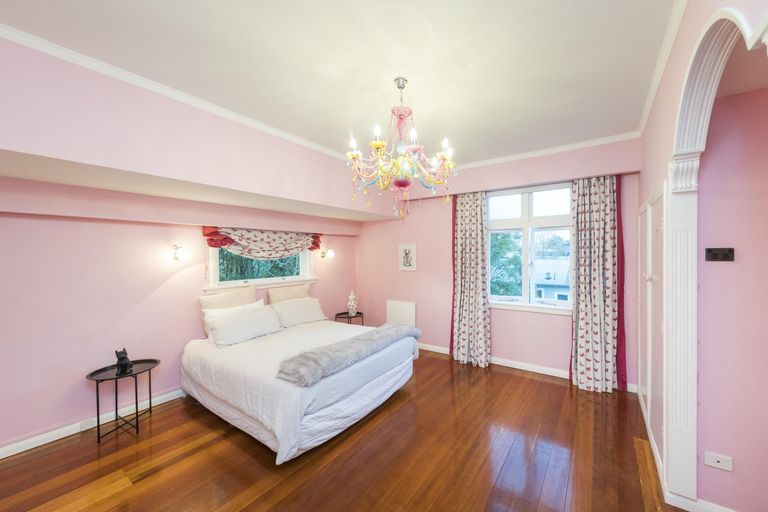 Photo of property in 9 Jickell Street, Hokowhitu, Palmerston North, 4410
