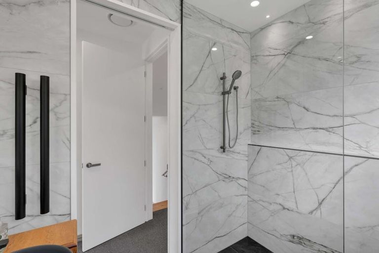 Photo of property in 13 Round Hill Rise, Cracroft, Christchurch, 8022