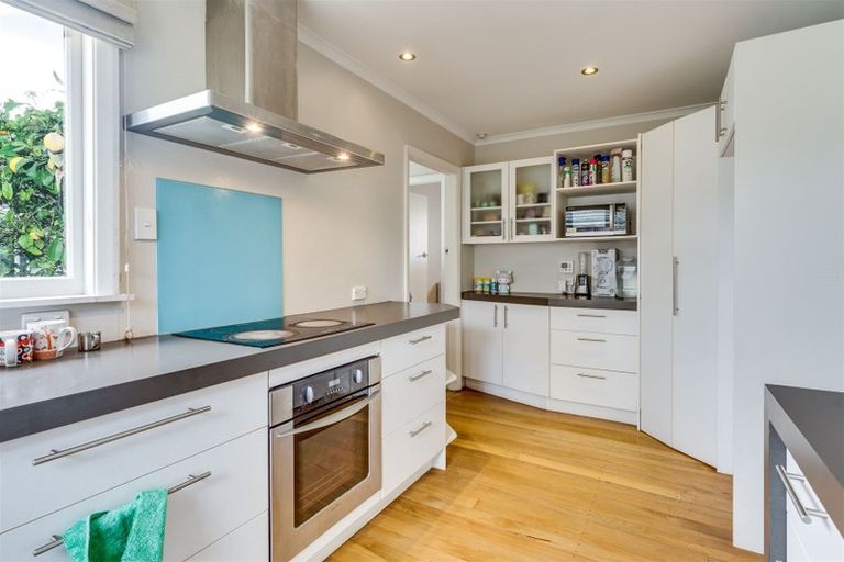 Photo of property in 4 Merton Place, Bryndwr, Christchurch, 8053