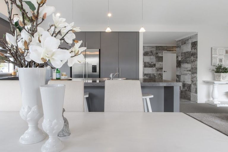 Photo of property in 278 Lakes Boulevard, Pyes Pa, Tauranga, 3112