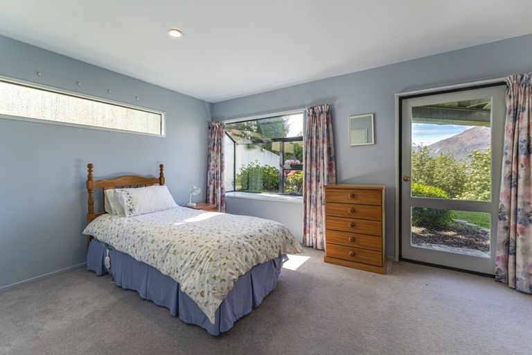 Photo of property in 5 Edinburgh Drive, Queenstown, 9300