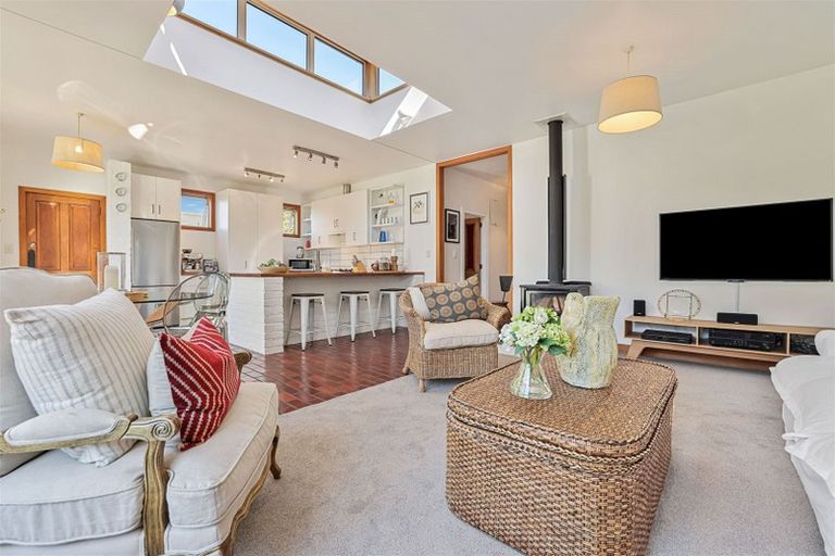 Photo of property in 18 Saint James Avenue, Papanui, Christchurch, 8053