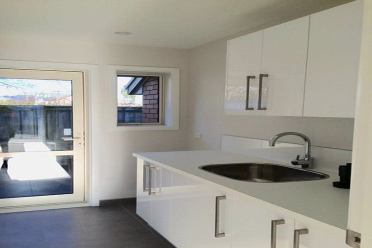 Photo of property in 60a Santa Rosa Avenue, Halswell, Christchurch, 8025