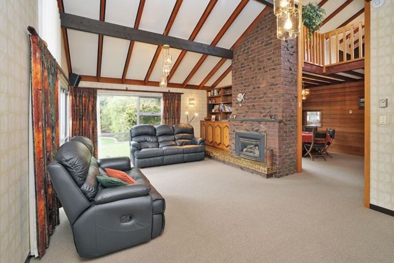 Photo of property in 72 Braid Road, St Andrews, Hamilton, 3200