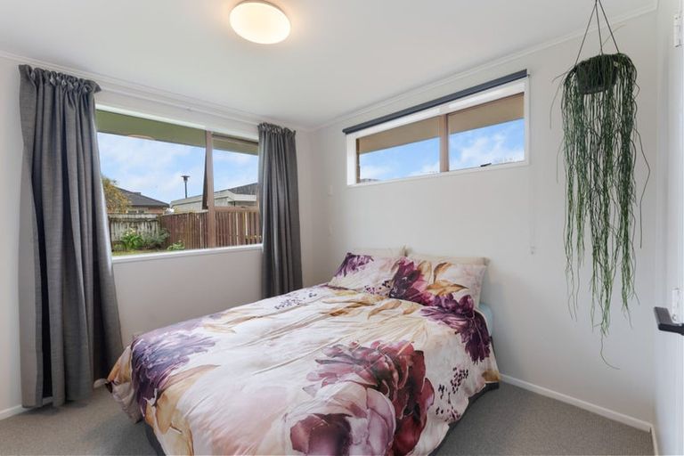 Photo of property in 41b Andrew Street, Waikanae, 5036