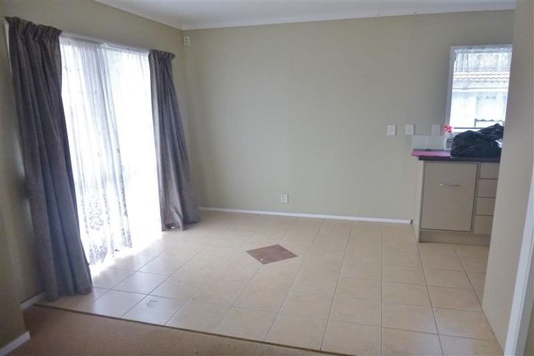 Photo of property in 7 Southview Place, Wattle Downs, Auckland, 2102