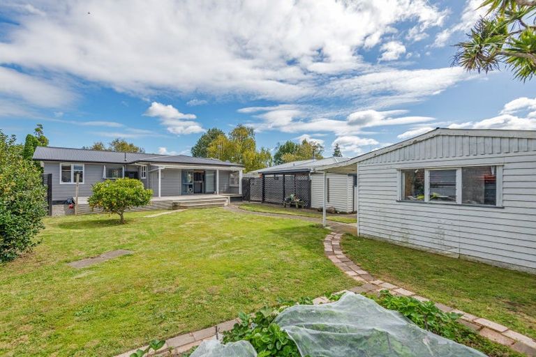 Photo of property in 134 Ruamahanga Crescent, Terrace End, Palmerston North, 4410