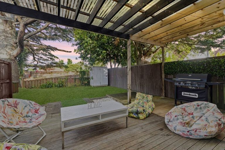 Photo of property in 17a Oakland Avenue, Papatoetoe, Auckland, 2025