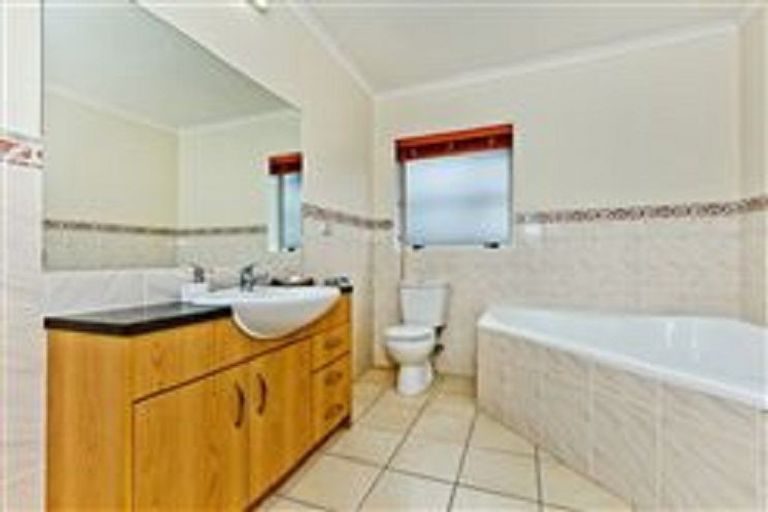 Photo of property in 5 Vinewood Drive, Albany, Auckland, 0632
