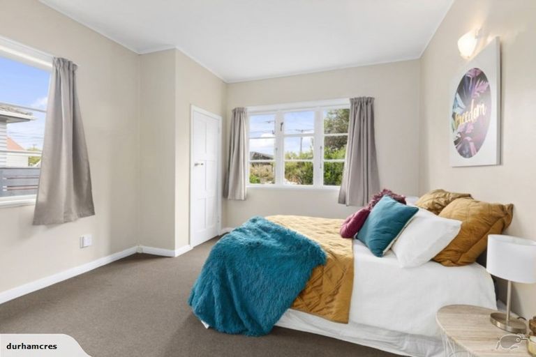 Photo of property in 6 Durham Crescent, Fairfield, Lower Hutt, 5011