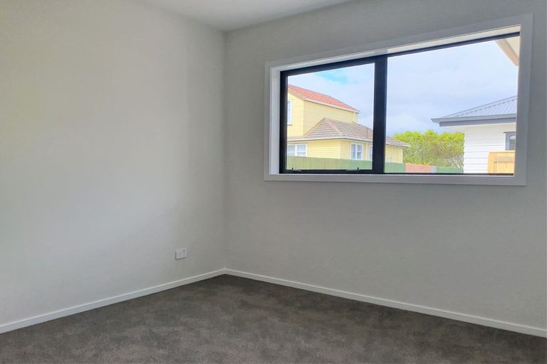 Photo of property in 3/1 Sutherland Avenue, Silverstream, Upper Hutt, 5019