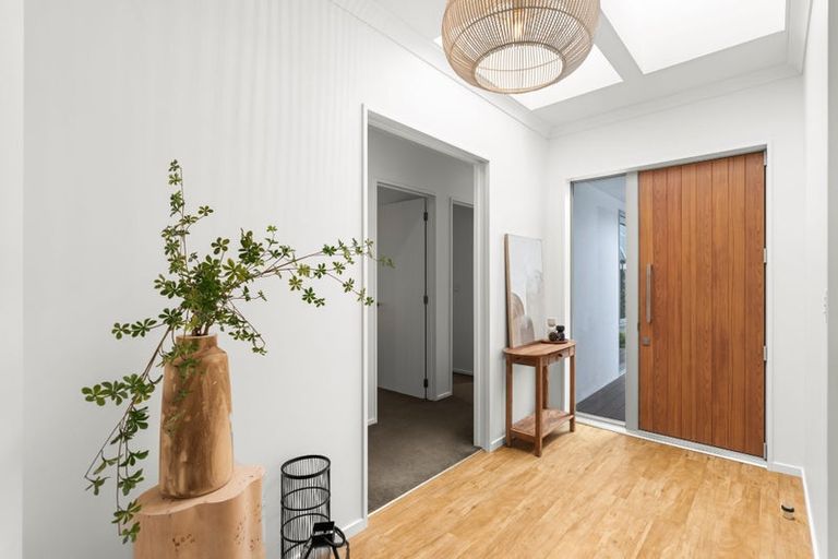 Photo of property in 14 Rockport Place, Parklands, Christchurch, 8083