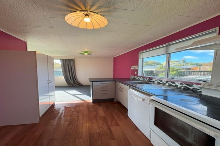 Photo of property in 6 Pain Street, Bulls, 4818