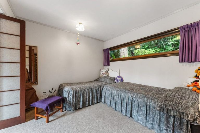 Photo of property in 27a Tane Road, Laingholm, Auckland, 0604