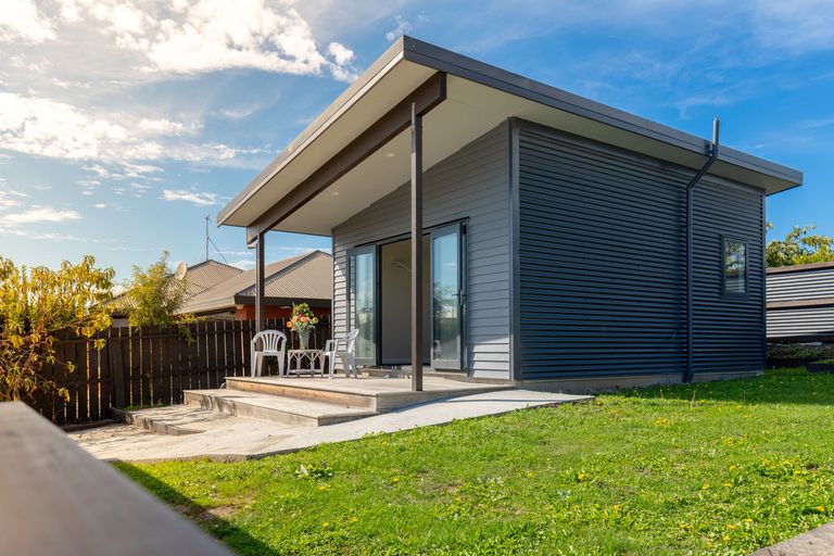 Photo of property in 6 Thomas Street, West End, Timaru, 7910