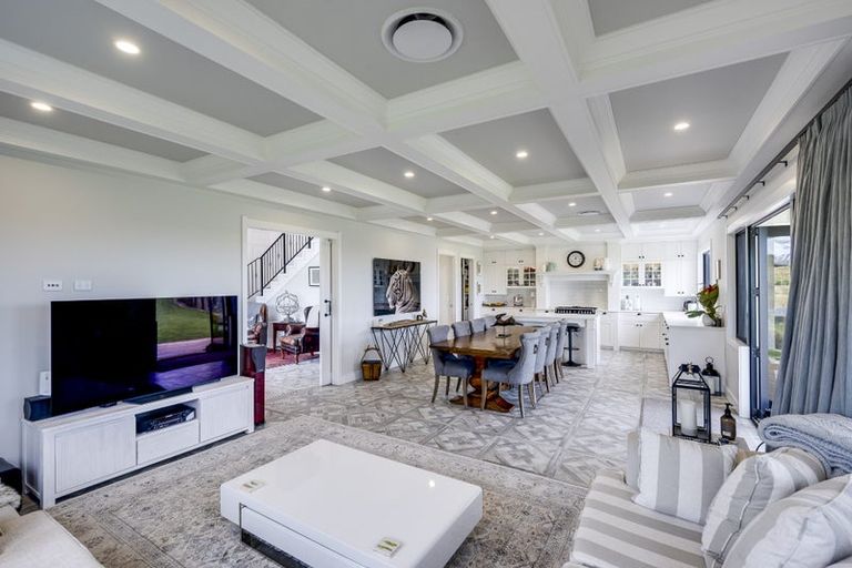 Photo of property in 4 Ridgeway Terrace, Taradale, Napier, 4112