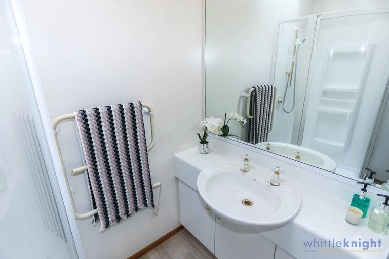 Photo of property in 2/10a Westmont Street, Ilam, Christchurch, 8041