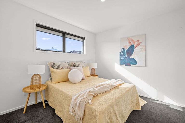 Photo of property in 12 Freeville Place, New Brighton, Christchurch, 8083