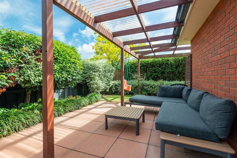 Photo of property in 16 Fenty Place, Mosgiel, 9024