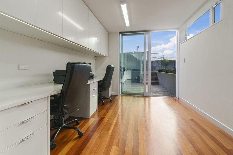 Photo of property in 444 Old Te Atatu Road, Te Atatu Peninsula, Auckland, 0610