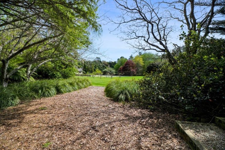Photo of property in 331a Mangorei Road, Merrilands, New Plymouth, 4312